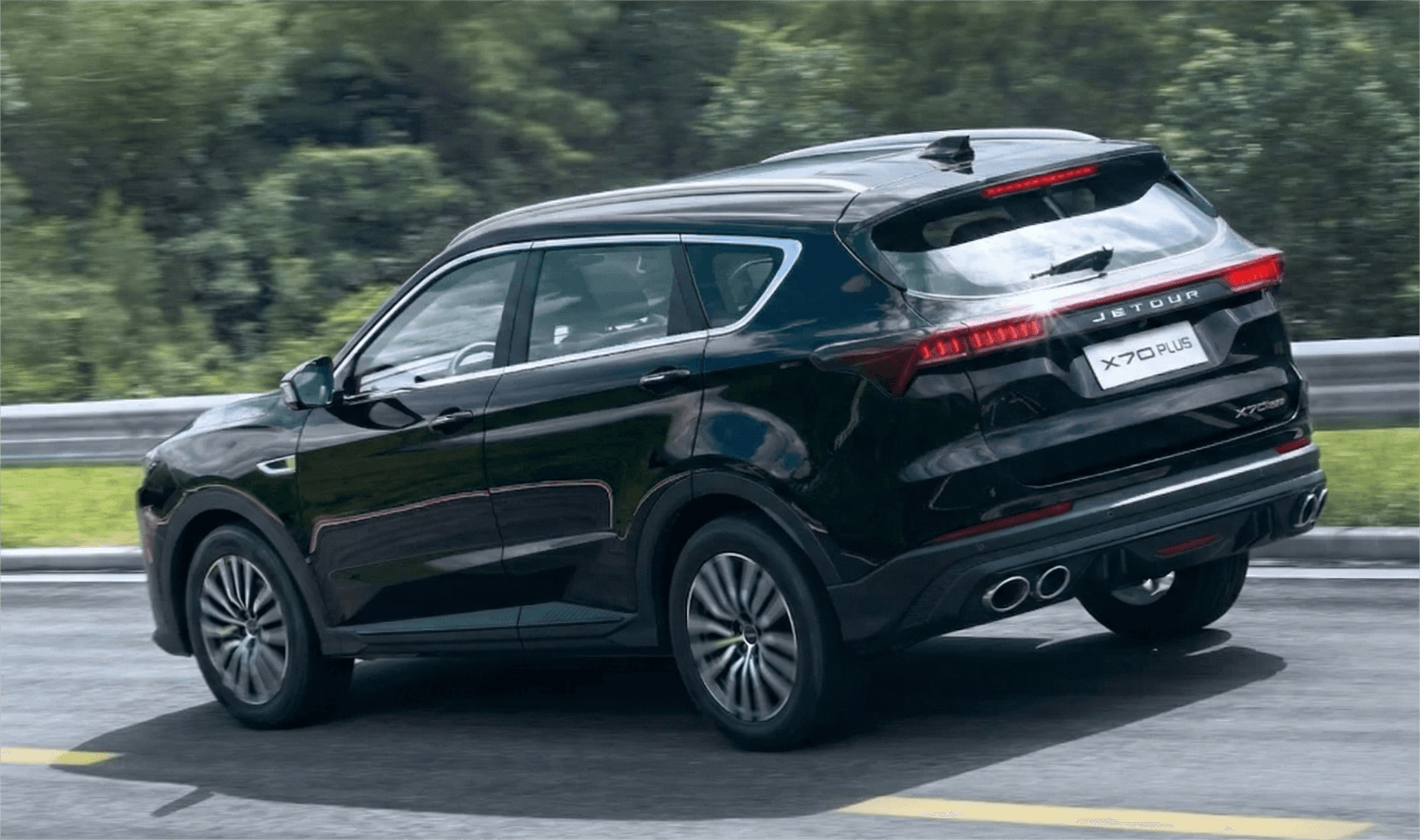 X70 Plus Exterior View 3