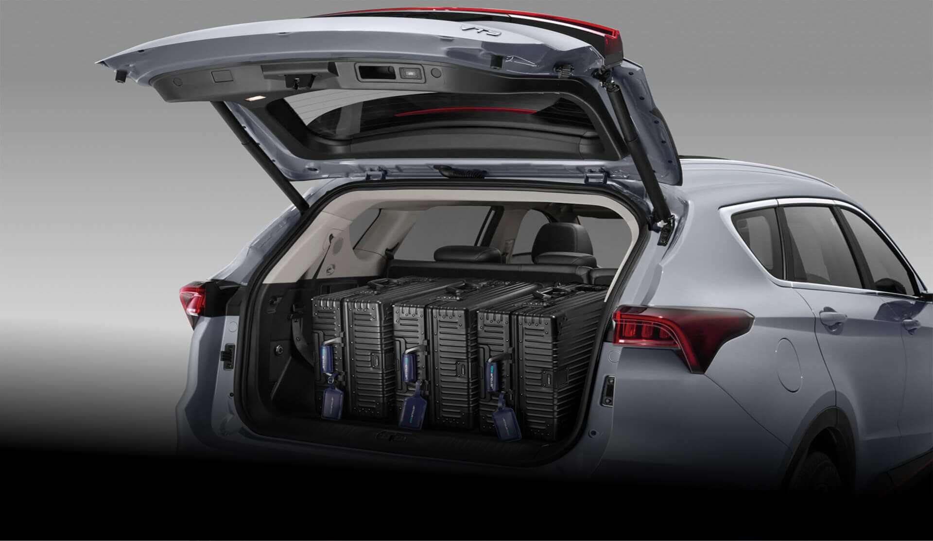 Expandable Trunk Space